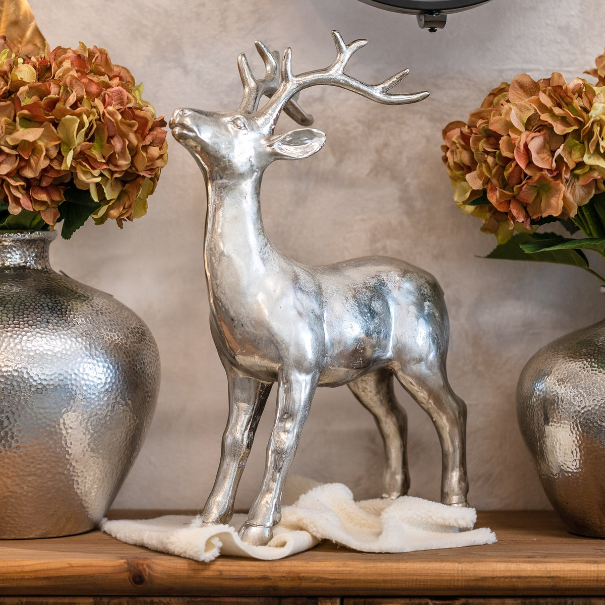 Statue Cerf en Résine Argentée H. 61cm
