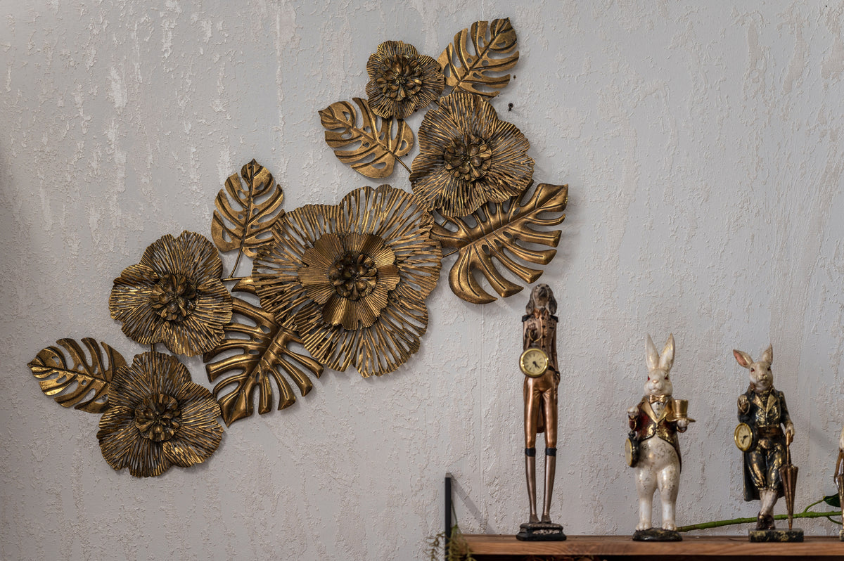 Frise Décorative en Fer Doré à Décor de Fleurs et Feuilles