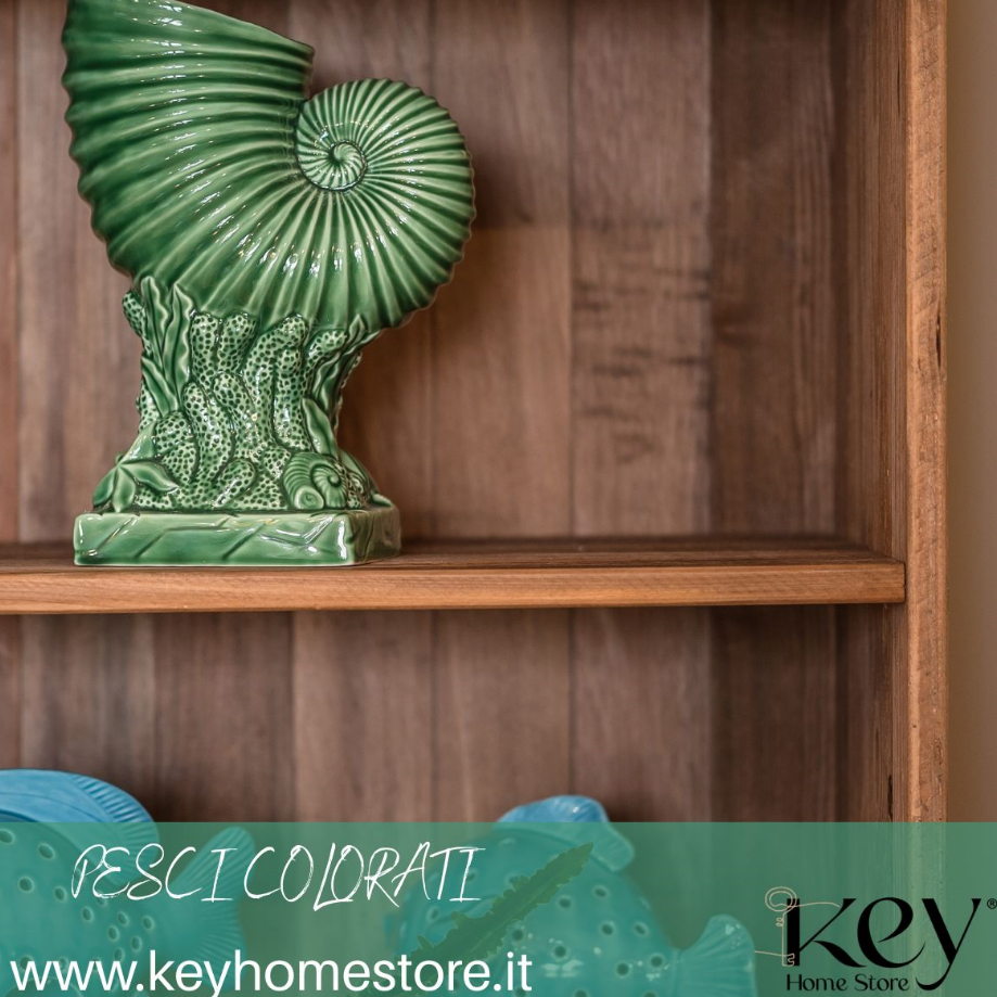 Vaso Nautilus em Cerâmica Verde Brilhante H.29x20 cm - KeyHome Store
