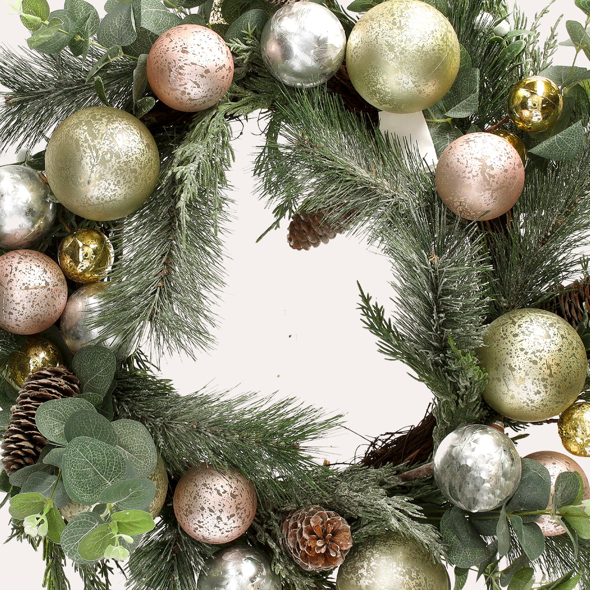Christmas Wreath with Pine Cones and Garlands Ø. 60cm