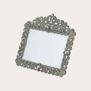 Metal photo frame with gems