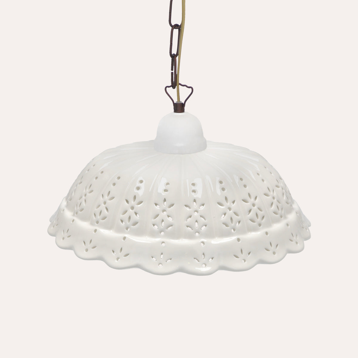 Lampadario Traforato in Ceramica Bianca Ø. 32cm