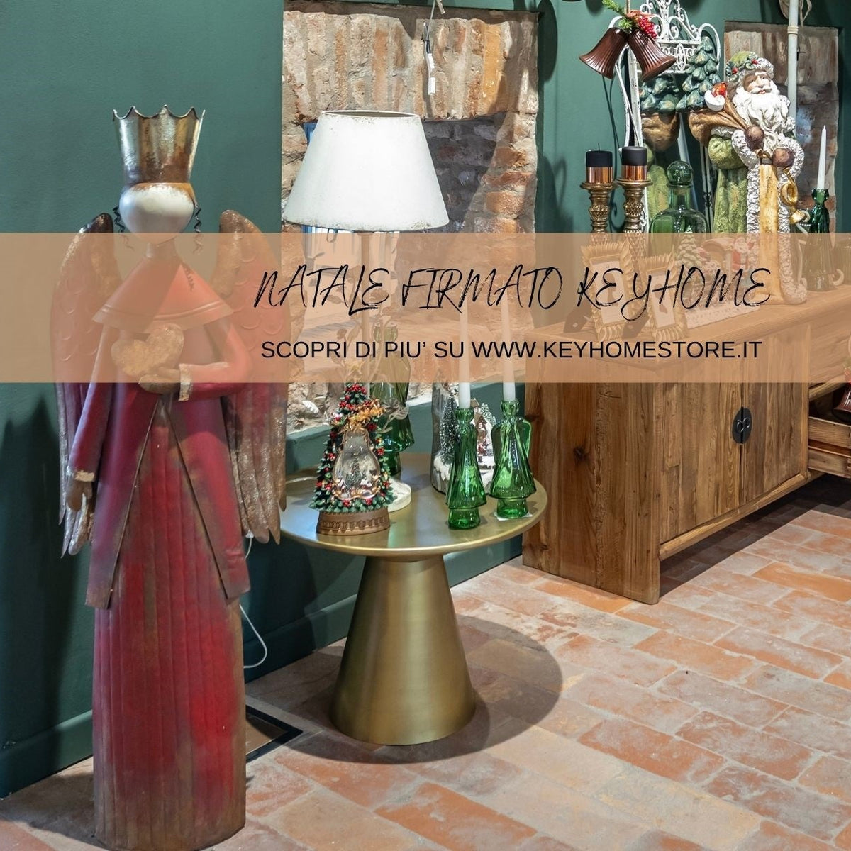 Escultura de Anjo com Asas em Lata Vermelha Alt.132x44x16 cm - KeyHome Store