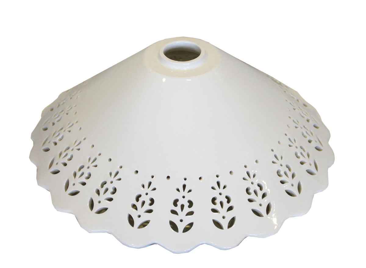 Paralume Artigianale in Ceramica Bianca con Lavorazione Traforata d. 40 cm