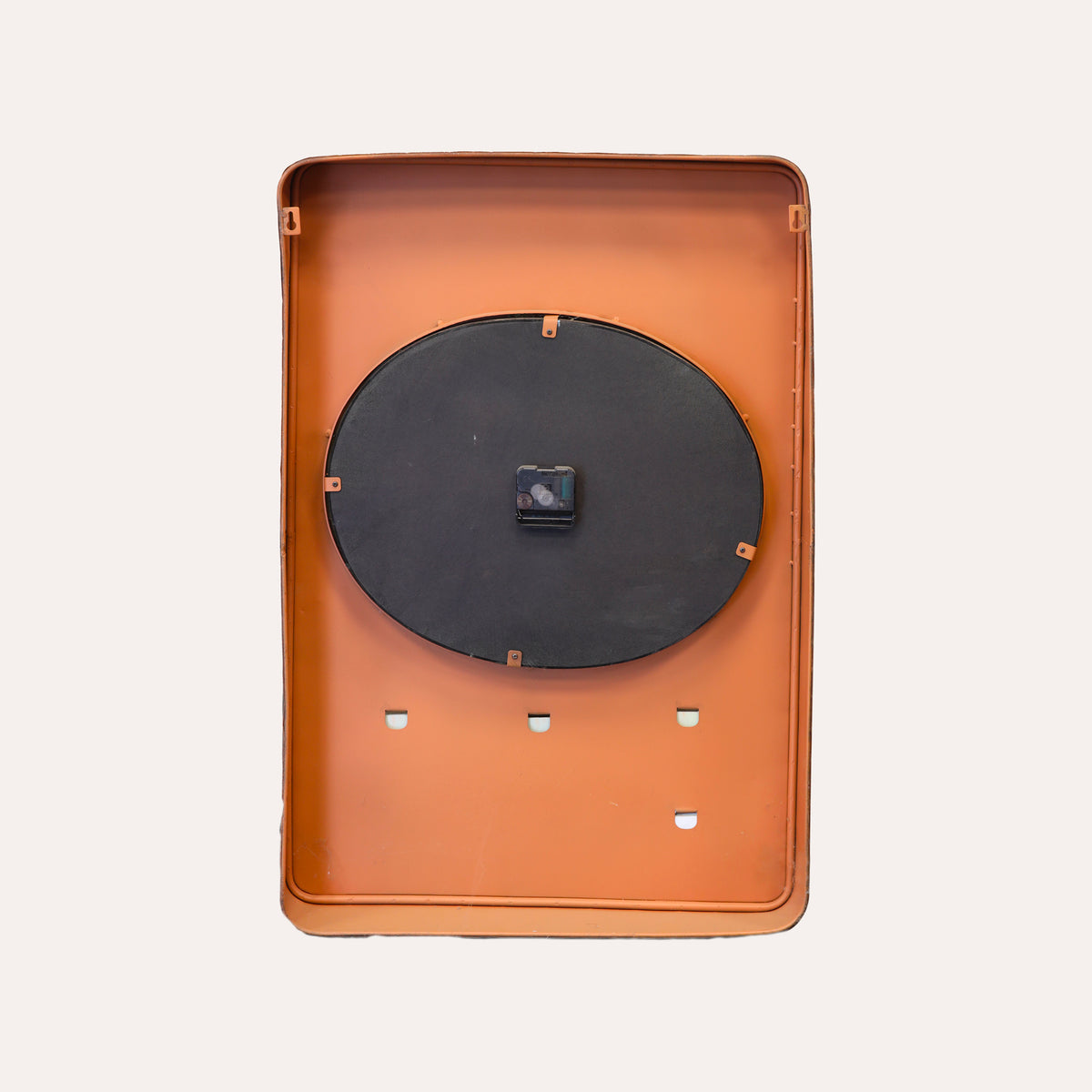 Reloj de pared rectangular de metal negro