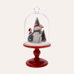 Glasvitrine mit Schneemann und LED-Lichtern für Geschenke